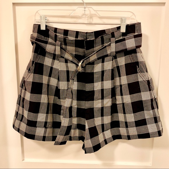 GAP Plaid Casual Belted Shorts - Picture 1 of 3